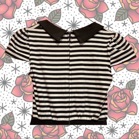 BELL SLEEVE SASSY DRESS BY PINKY PINUPS - Picture 7 of 11